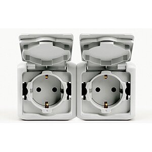 Розетка с заземлением и шторками IP-44 Legrand Quteo (Белый) 782323 ― Legrand-220.ru