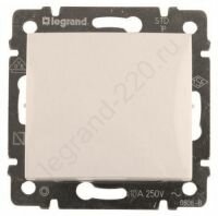Одноклавишный выключатель влагозащищенный IP 44 Legrand Valena (Сл. Кость) 774101