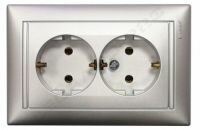 Розетка 2-я в одно гнездо (2К+З 16А) Legrand Valena (Алюминий) 770100