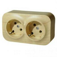 Розетка 2-я заземлением и шторками Legrand Quteo (Дерево) 782283